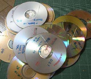 CD-DVDディスクを壊す